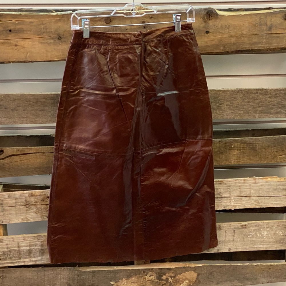 Size 4 GAP leather skirt